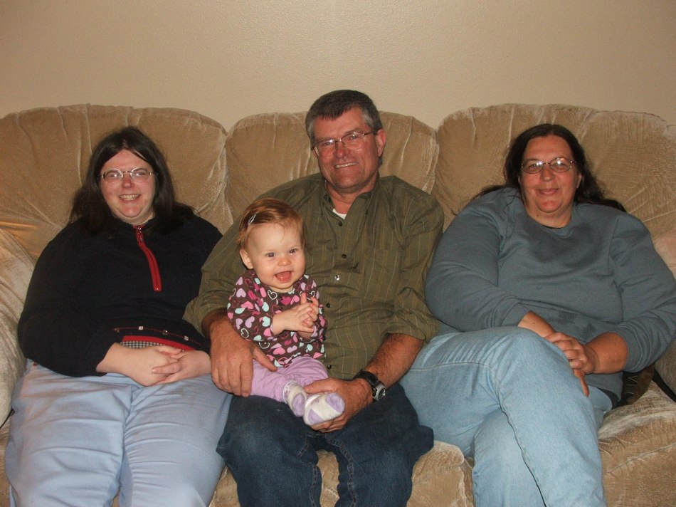 Micah's Uncle Nick, Aunt Teryn & Cousin Angela w/ Violet