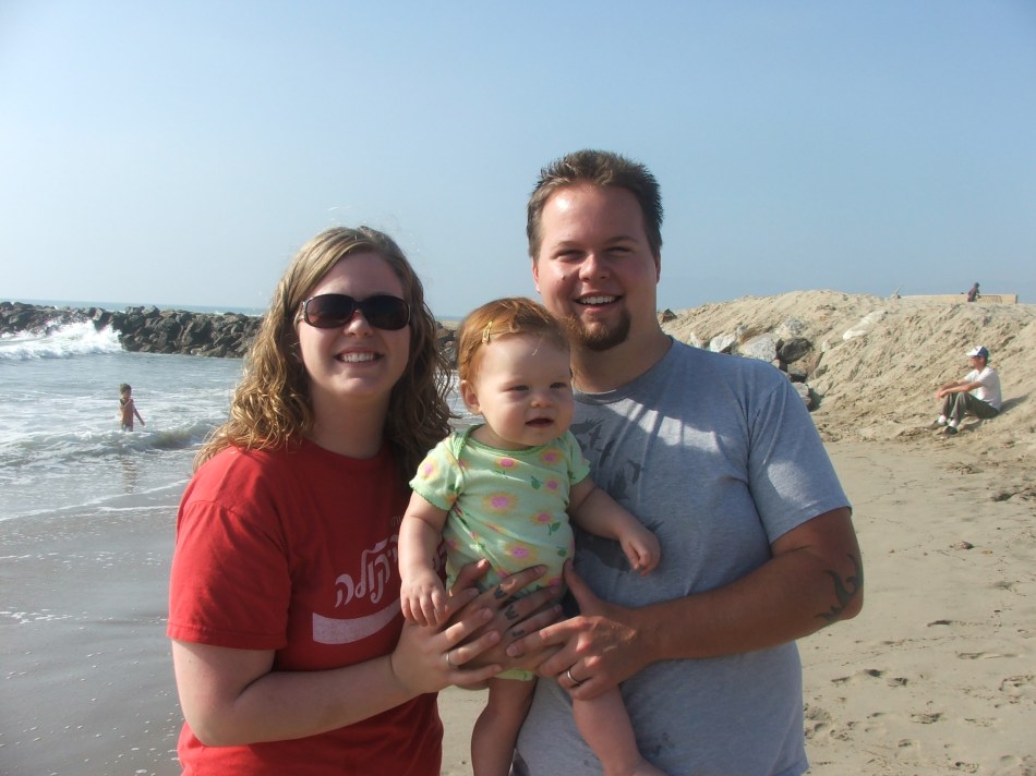  Cute family at the beach